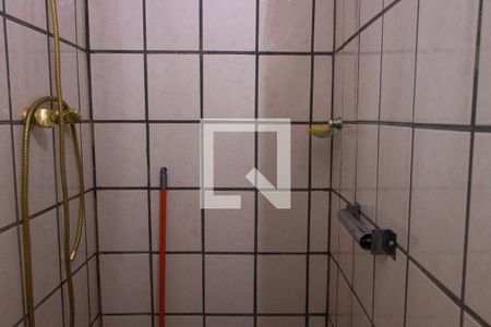 Casa à venda com 600m², 3 quartos e 3 vagas Casa à venda com 600m², 3 quartos e 3 vagasBANHEIRO DA SUITE 3