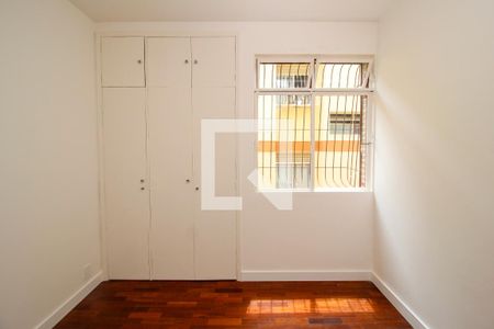 Apartamento à venda com 110m², 3 quartos e 1 vaga Apartamento à venda com 110m², 3 quartos e 1 vagaQuarto 2
