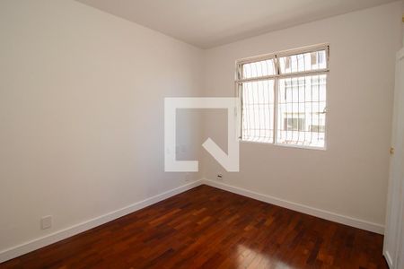 Apartamento à venda com 110m², 3 quartos e 1 vaga Apartamento à venda com 110m², 3 quartos e 1 vagaQuarto 2