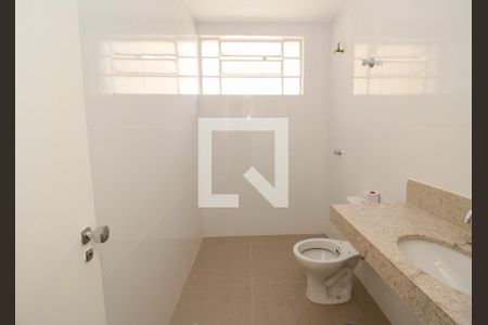 Apartamento à venda com 110m², 3 quartos e 1 vaga Apartamento à venda com 110m², 3 quartos e 1 vagaBanheiro 1