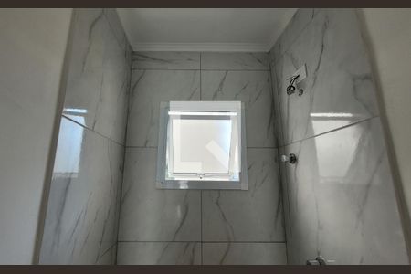 Apartamento à venda com 97m², 2 quartos e 2 vagasBanheiro da suíte