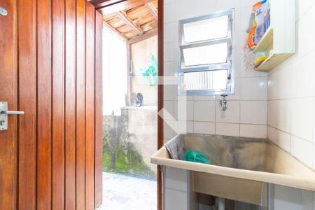 Casa à venda com 70m², 2 quartos e 2 vagas Casa à venda com 70m², 2 quartos e 2 vagasÁrea de Serviço