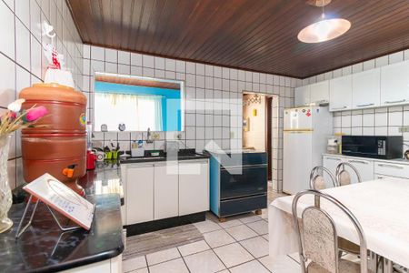 Casa à venda com 70m², 2 quartos e 2 vagas Casa à venda com 70m², 2 quartos e 2 vagasCozinha