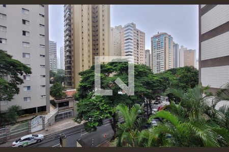 Apartamento à venda com 170m², 2 quartos e 3 vagas Apartamento à venda com 170m², 2 quartos e 3 vagasVista
