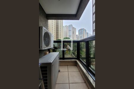 Apartamento à venda com 170m², 2 quartos e 3 vagas Apartamento à venda com 170m², 2 quartos e 3 vagasSacada