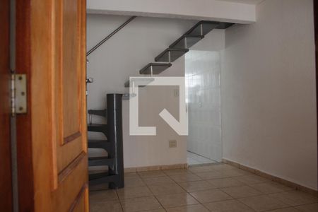 Sala de casa para alugar com 2 quartos, 64m² em Vila Oratório, São Paulo