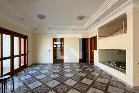 Casa de condomínio à venda com 975m², 4 quartos e 8 vagasSalão de Festas