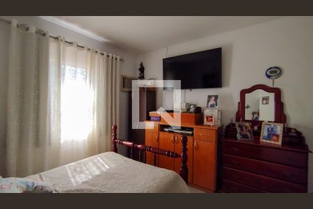 Casa à venda com 400m², 3 quartos e 3 vagas Casa à venda com 400m², 3 quartos e 3 vagasSuíte