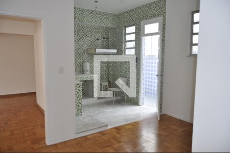 Apartamento à venda com 125m², 4 quartos e 1 vagaSala