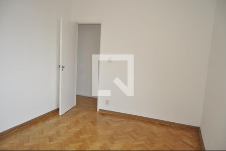 Apartamento à venda com 125m², 4 quartos e 1 vagaQuarto 2