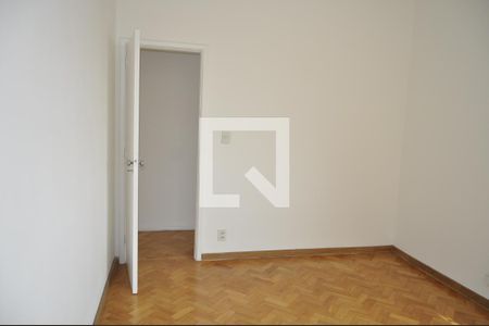 Apartamento à venda com 125m², 4 quartos e 1 vagaQuarto 2