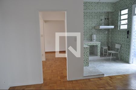 Apartamento à venda com 125m², 4 quartos e 1 vagaSala