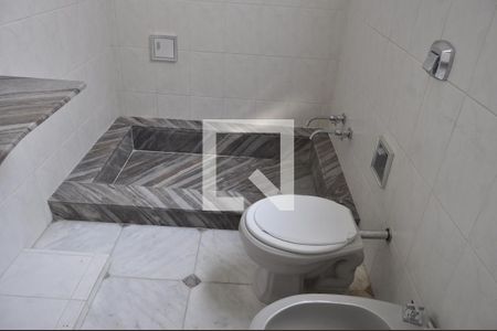 Apartamento à venda com 125m², 4 quartos e 1 vagaBanheiro 