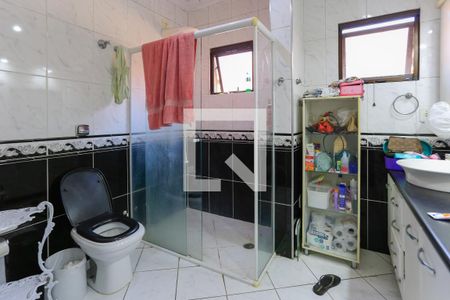 Casa à venda com 246m², 4 quartos e 4 vagas Casa à venda com 246m², 4 quartos e 4 vagasBanheiro Social