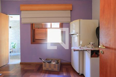 Casa à venda com 246m², 4 quartos e 4 vagas Casa à venda com 246m², 4 quartos e 4 vagasQuarto 3