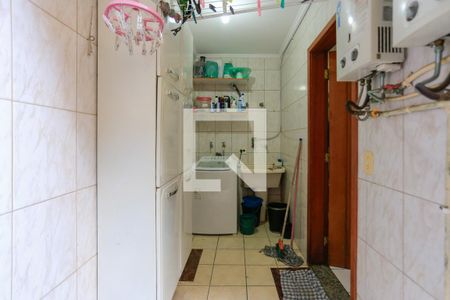 Casa à venda com 246m², 4 quartos e 4 vagas Casa à venda com 246m², 4 quartos e 4 vagasÁrea de Serviço