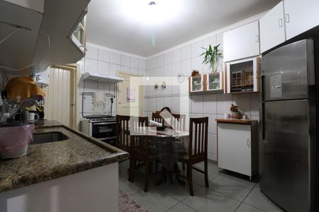 Casa à venda com 160m², 3 quartos e sem vagaCozinha 