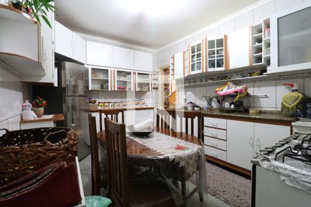 Casa à venda com 160m², 3 quartos e sem vagaBanheiro