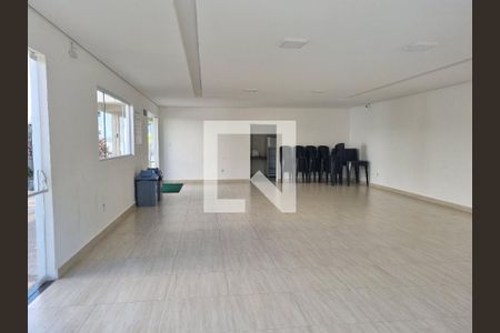Apartamento para alugar com 35m², 2 quartos e 1 vaga Apartamento para alugar com 35m², 2 quartos e 1 vagaÁrea comum - Salão de festas