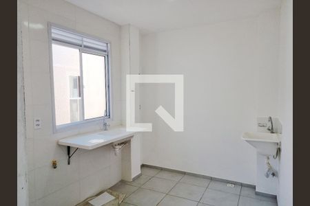 Apartamento para alugar com 35m², 2 quartos e 1 vaga Apartamento para alugar com 35m², 2 quartos e 1 vagaCozinha e Área de Serviço
