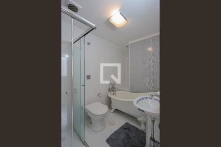 Banheiro da Suíte de apartamento para alugar com 2 quartos, 132m² em Santana, São Paulo