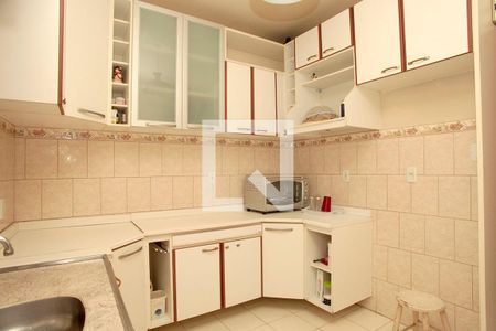 Apartamento à venda com 116m², 3 quartos e sem vagaCozinha + Área de Serviço