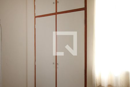 Apartamento à venda com 220m², 4 quartos e 2 vagasQuarto 3