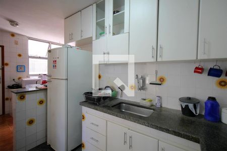 Apartamento à venda com 220m², 4 quartos e 2 vagasCozinha
