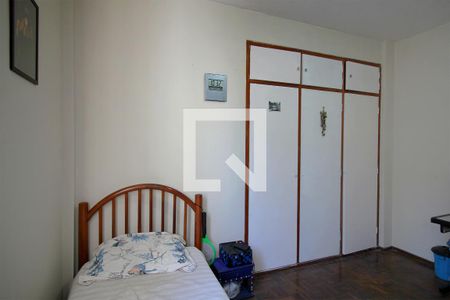 Apartamento à venda com 220m², 4 quartos e 2 vagasQuarto 2
