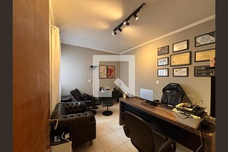 Casa à venda com 240m², 2 quartos e 3 vagas