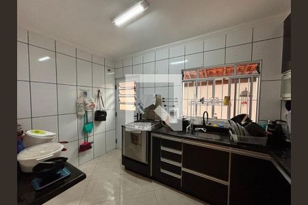 Casa à venda com 240m², 2 quartos e 3 vagas