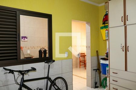 Casa à venda com 250m², 3 quartos e 6 vagas Casa à venda com 250m², 3 quartos e 6 vagasQuarto de serviço