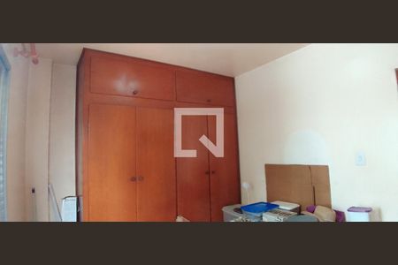 Apartamento à venda com 72m², 3 quartos e 1 vaga Apartamento à venda com 72m², 3 quartos e 1 vagaDormitório 2