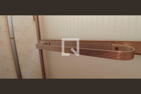 Apartamento à venda com 72m², 3 quartos e 1 vaga Apartamento à venda com 72m², 3 quartos e 1 vagaDetalhe Banheiro