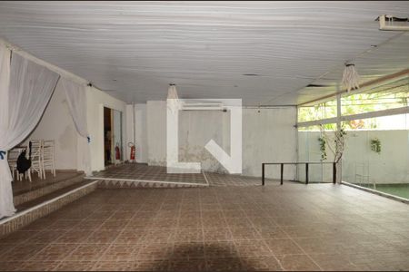 Casa à venda com 760m², 3 quartos e 5 vagasÁrea aberta