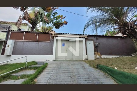 Casa à venda com 760m², 3 quartos e 5 vagasFachada