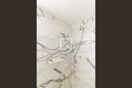 Apartamento à venda com 241m², 3 quartos e 3 vagas Apartamento à venda com 241m², 3 quartos e 3 vagasBanheiro 1 - Suíte