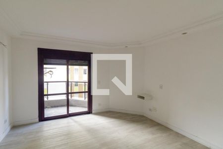Apartamento à venda com 241m², 3 quartos e 3 vagas Apartamento à venda com 241m², 3 quartos e 3 vagasQuarto 1 - Suíte