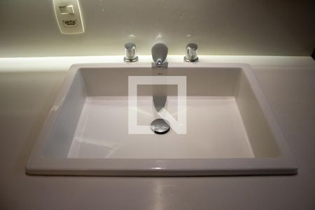 Apartamento à venda com 120m², 2 quartos e sem vagaBanheiro