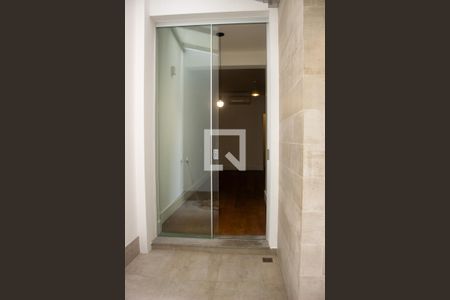 Apartamento à venda com 120m², 2 quartos e sem vagaVaranda Quarto