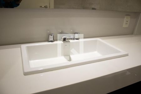 Apartamento à venda com 120m², 2 quartos e sem vagaBanheiro