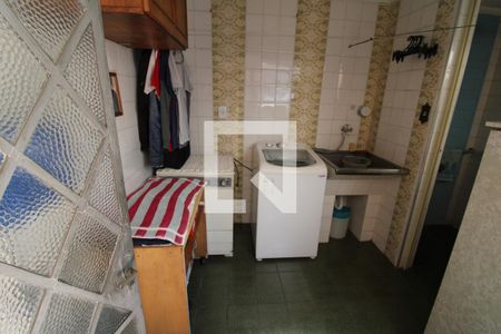 Casa à venda com 80m², 2 quartos e 1 vagaÁrea de Serviço