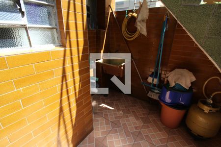 Casa à venda com 80m², 2 quartos e 1 vagaÁrea de Serviço