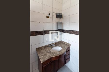 Casa à venda com 190m², 3 quartos e 1 vaga Casa à venda com 190m², 3 quartos e 1 vagaBanheiro