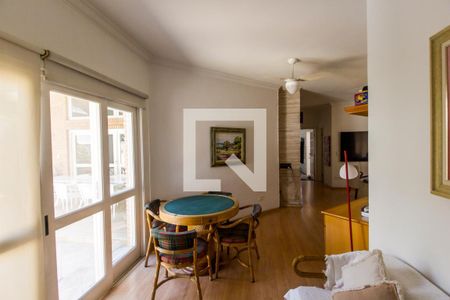 Casa de condomínio à venda com 400m², 5 quartos e 4 vagas Casa de condomínio à venda com 400m², 5 quartos e 4 vagasSala
