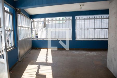 Casa à venda com 240m², 3 quartos e 3 vagasGaragem