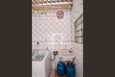 Casa à venda com 140m², 2 quartos e 2 vagasÁrea de Serviço