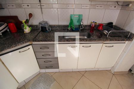 Casa à venda com 140m², 2 quartos e 2 vagasCozinha