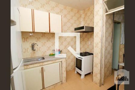 Apartamento à venda com 137m², 3 quartos e 2 vagas Apartamento à venda com 137m², 3 quartos e 2 vagascozinha