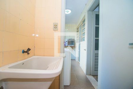 Apartamento à venda com 90m², 3 quartos e 1 vaga Apartamento à venda com 90m², 3 quartos e 1 vagaBanheiro Auxiliar